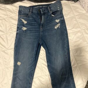 Size 8 American Eagle Lightly Distressed Jeans